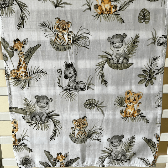 Muslin Set with Safari Animal Print